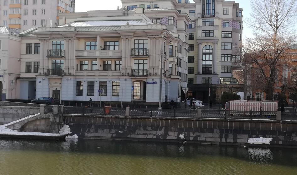 Деревянные окна для офиса.jpg